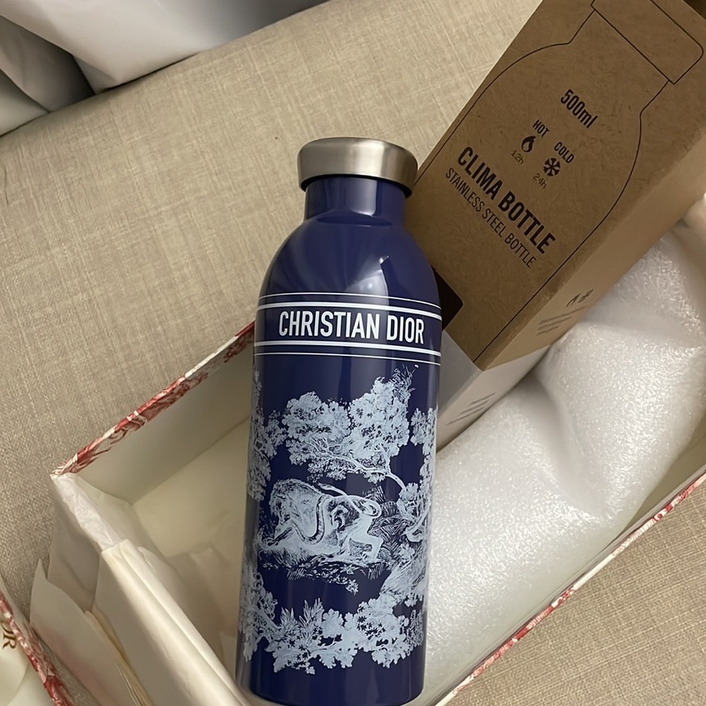 Dior - WATER BOTTLE - Brand New